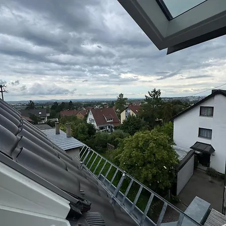 4 Schlafzimmer, Nahe Flughafen Und Messe Stuttgart